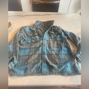 Men’s Patagonia Flannel. Size L. Worn but in good condition.